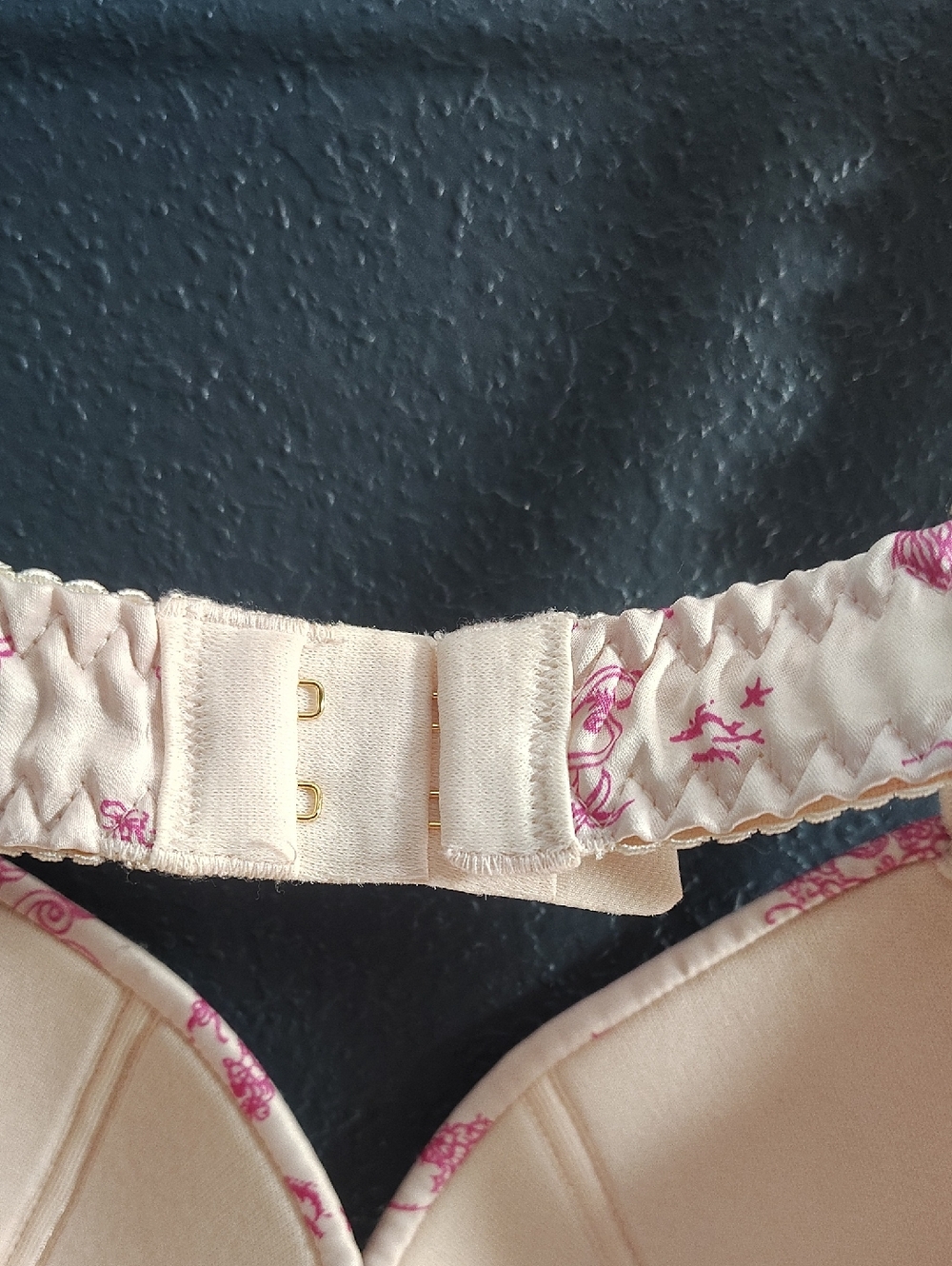 Victoria Secret's Sexy Little Things Y2k Mermaid Pink Peach Bra - Picture 8 of 11